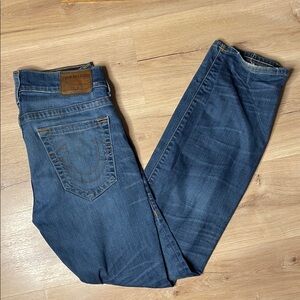 True Religion Rocco Relaxed Skinny Blue Denim Jeans. Size 31. Made in USA.‎